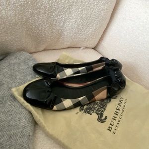 Burberry Nova Check with black patent leather.